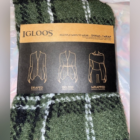 Igloos Ladies Ruana Olive Plaid Shawl Wrap - Picture 2 of 4